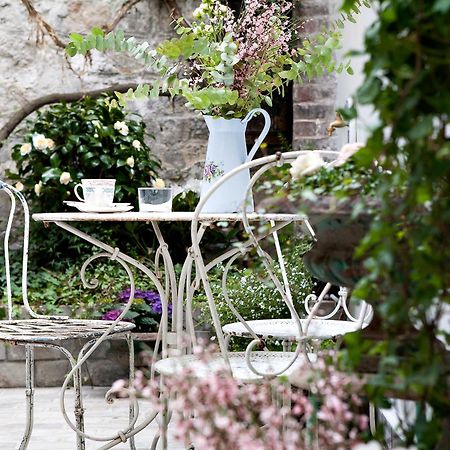 Hotel Henriette Paris Bagian luar foto