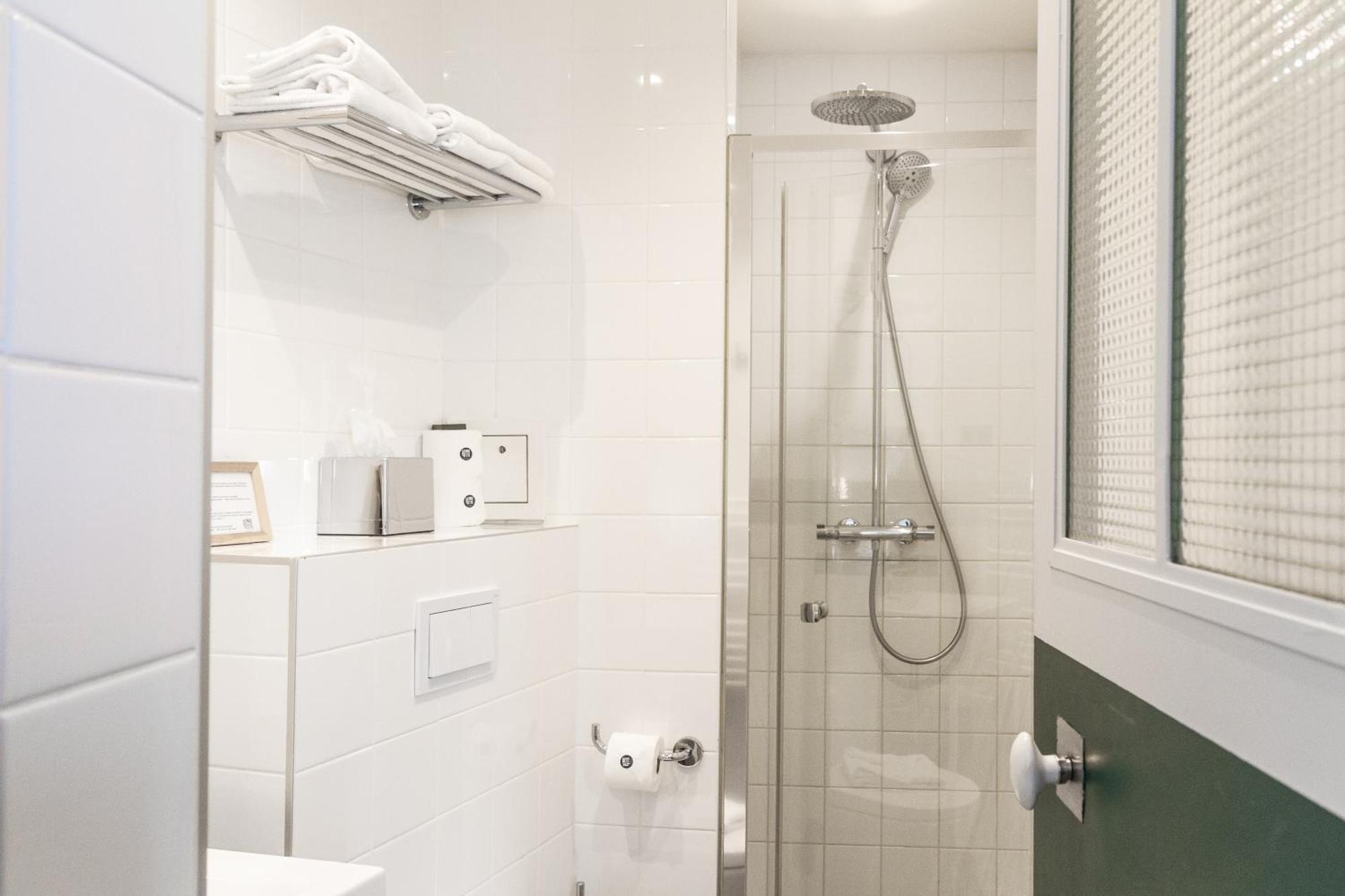 Hotel Henriette Paris Bagian luar foto